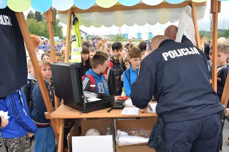 Slika /PU_ZG/slike/PUZ/2019/SVIBANJ/Sajam mogucnosti 22-05-19/foto 1-1.jpg